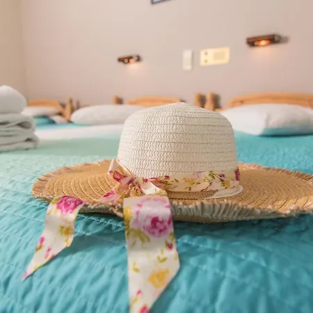 Iniohos Zante & Hotel Argassi